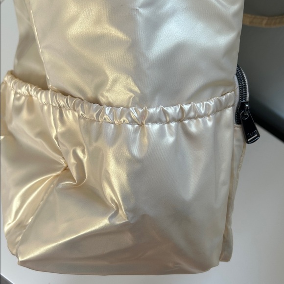 Lug Ditty XL Tote Bag Drawstring - Picture 10 of 13